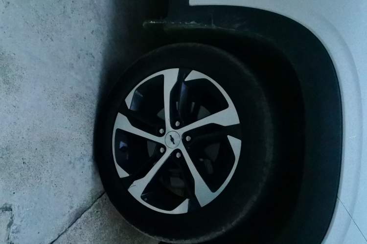 Used Chevrolet Seeker 2022 1.5T CVT RS Honeycomb Edition Right Front Wheel Hub