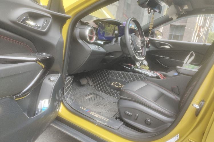 Used Chevrolet Seeker 2022 1.5T CVT RS Honeycomb Edition Driver Seat