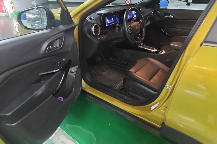 Used Chevrolet Seeker 2022 1.5T CVT RS Bee Wave Edition Driver Seat