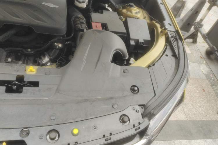 Used Chevrolet Seeker 2022 1.5T CVT RS Honeycomb Edition Engine Bay Left