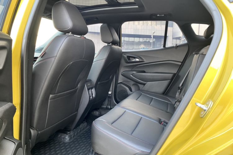 Used Chevrolet Seeker 2022 1.5T CVT RS Bee Wave Edition Interior 4