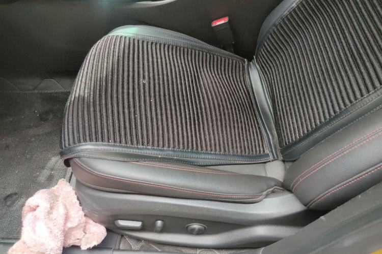 Used Chevrolet Seeker 2022 1.5T CVT RS Bee Wave Edition Left Front Seat