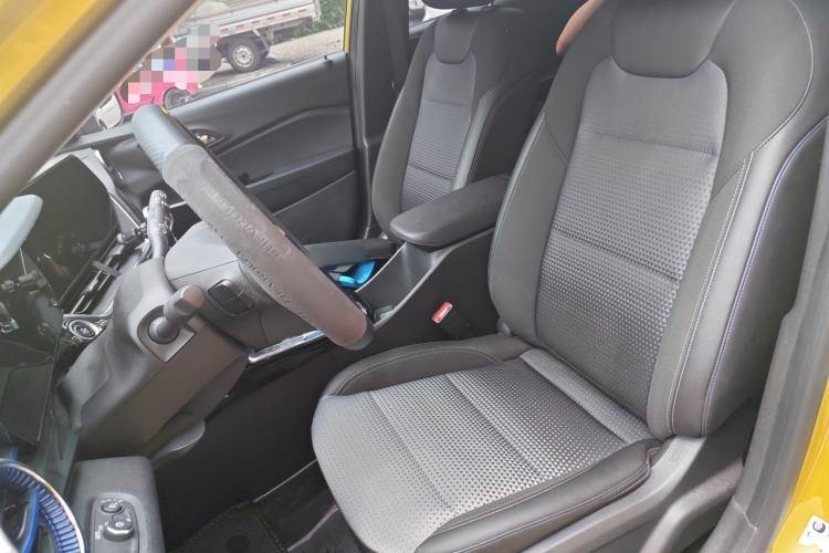 Used Chevrolet Seeker 2022 1.5T CVT Trendy Edition Left Front Seat