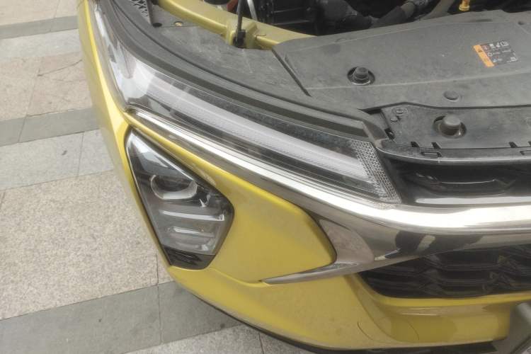 Used Chevrolet Seeker 2022 1.5T CVT RS Honeycomb Edition Right Front Headlight