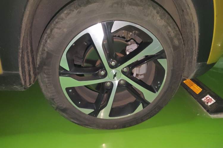 Used Chevrolet Seeker 2022 1.5T CVT RS Honeycomb Edition Right Front Wheel Hub