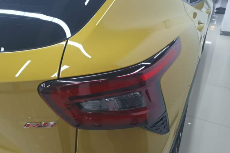 Used Chevrolet Seeker 2022 1.5T CVT RS Bee Wave Edition Right Rear Taillight