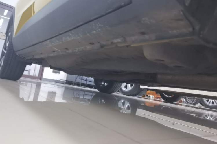 Used Chevrolet Seeker 2022 1.5T CVT RS Bee Wave Edition Right Side Sill