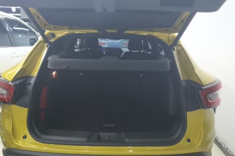 Used Chevrolet Seeker 2022 1.5T CVT RS Bee Wave Edition Trunk