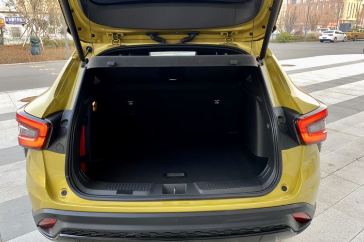 Used Chevrolet Seeker 2022 1.5T CVT RS Bee Wave Edition Trunk