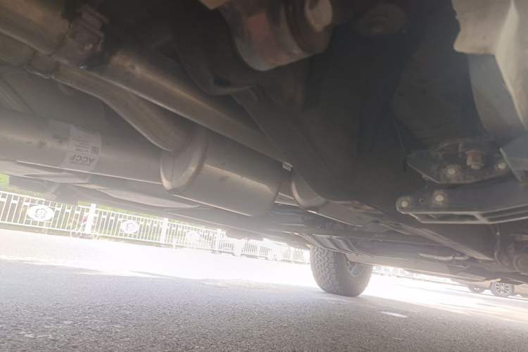 Used Chevrolet Silverado  Chassis Rear Right