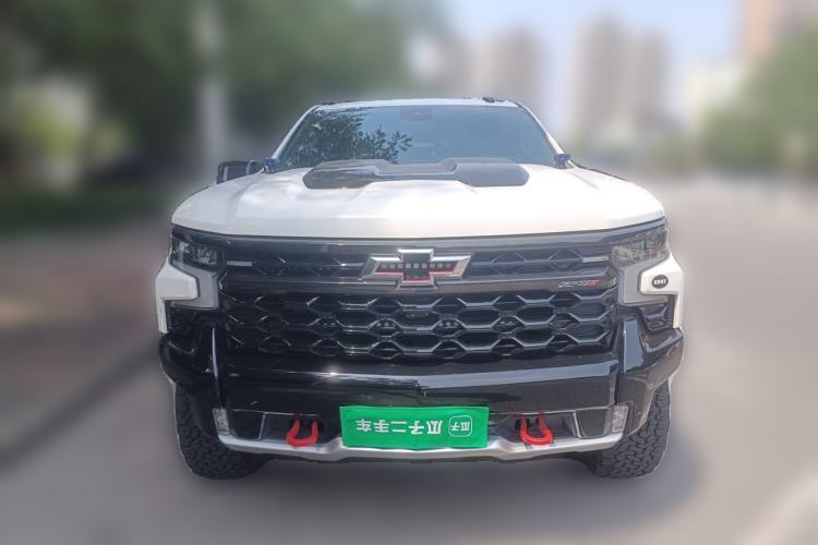 Used Chevrolet Silverado  Front