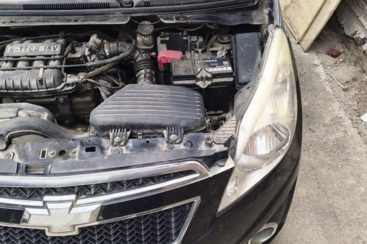 Used Chevrolet Spark 2011 1.0 SE MT Engine Bay Left