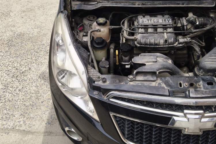 Used Chevrolet Spark 2011 1.0 SE MT Engine Bay Right