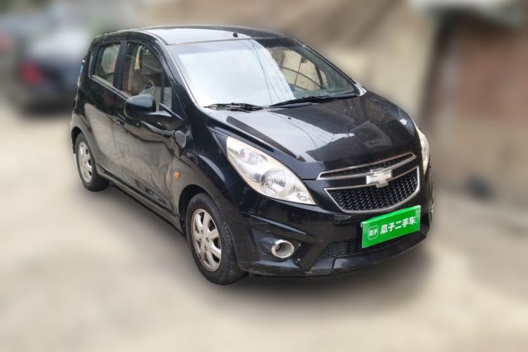 Used Chevrolet Spark 2011 1.0 SE MT Front Right 45 Deg