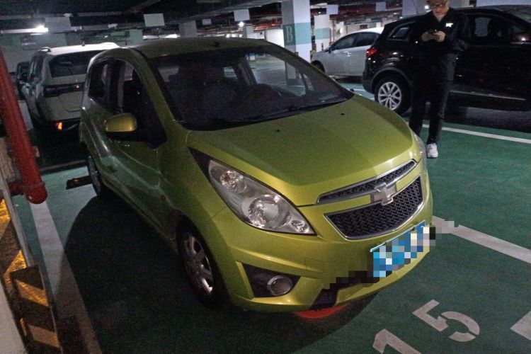 Used Chevrolet Spark 2011 1.0 SE MT Front Right 45 Deg