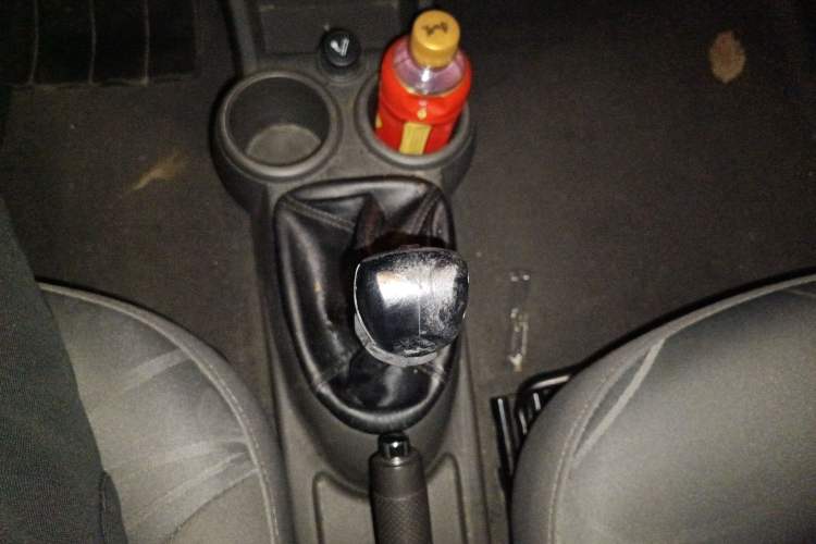 Used Chevrolet Spark 2011 1.0 SE MT Gear Lever