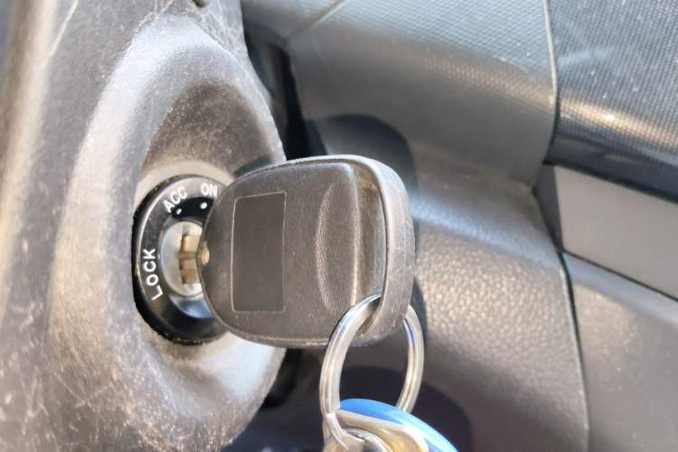 Used Chevrolet Spark 2011 1.0 SX AT Vehicle Key