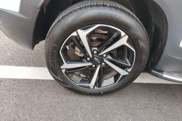 Used Chevrolet Trailblazer 2019 435T RS Automatic All-Wheel-Drive Huanrui Edition China VI Standard Right Rear Wheel Hub