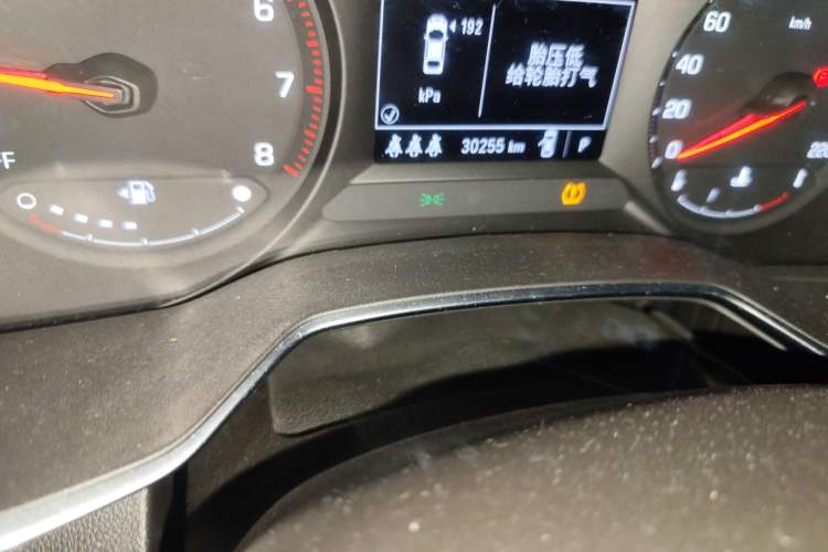 Used Chevrolet Trailblazer 2019 435T Redline CVT Two-Wheel Drive Chirui Version China VI Standard Odometer Close Up