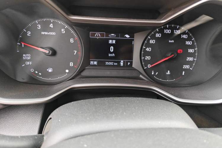 Used Chevrolet Trailblazer 2019 435T Redline CVT Two-Wheel-Drive Sharp Edition China VI Standard Odometer Close Up