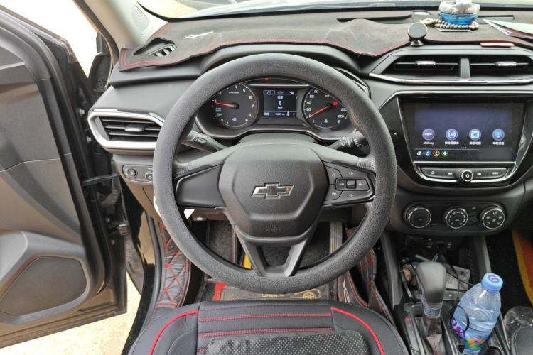 Used Chevrolet Trailblazer 2019 435T Redline CVT Two-Wheel-Drive Sharp Edition China VI Standard Steering Wheel