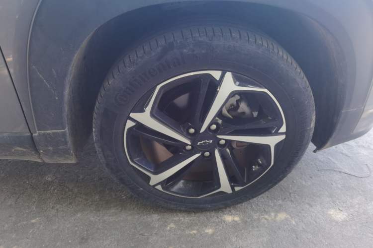 Used Chevrolet Trailblazer 2019 435T RS CVT Two-Wheel Drive Dynamic Edition China VI Standard Right Front Wheel Hub