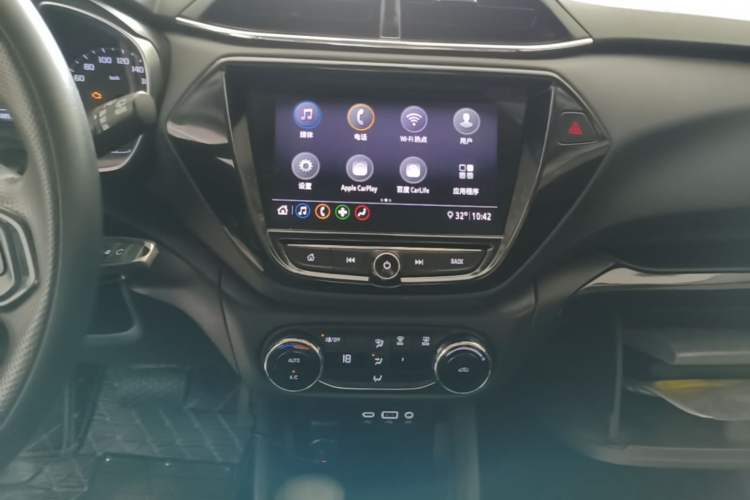 Used Chevrolet Trailblazer 2019 435T Redline CVT Two-Wheel Drive Chirui Version China VI Standard Audio And AC Panel