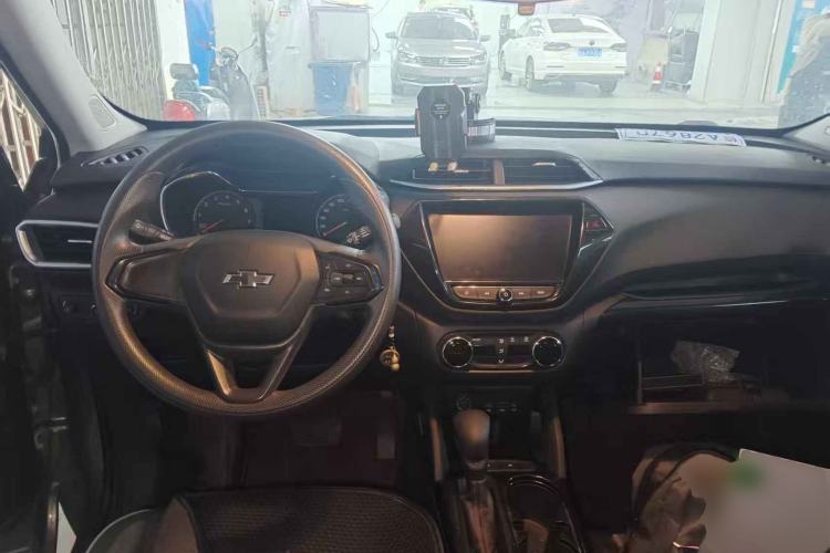 Used Chevrolet Trailblazer 2019 435T Redline CVT Two-Wheel Drive Chirui Version China VI Standard Center Console