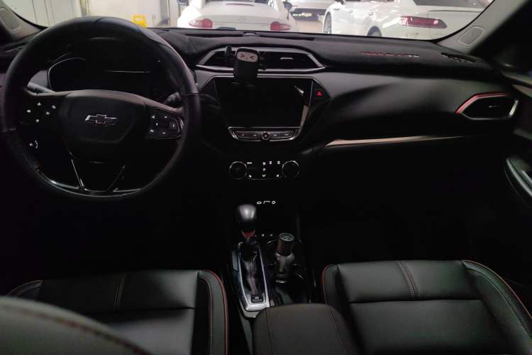 Used Chevrolet Trailblazer 2019 435T RS CVT Two-Wheel Drive Dynamic Edition China VI Standard Center Console
