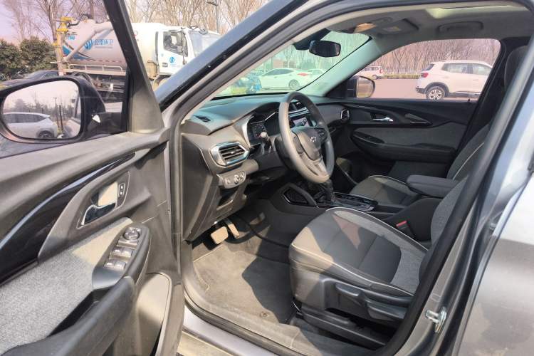 Used Chevrolet Trailblazer 2019 435T Redline CVT Two-Wheel Drive Chirui Version China VI Standard Driver Seat