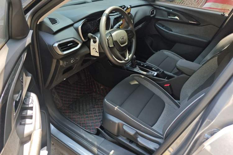 Used Chevrolet Trailblazer 2019 435T Redline CVT Two-Wheel-Drive Sharp Edition China VI Standard Driver Seat