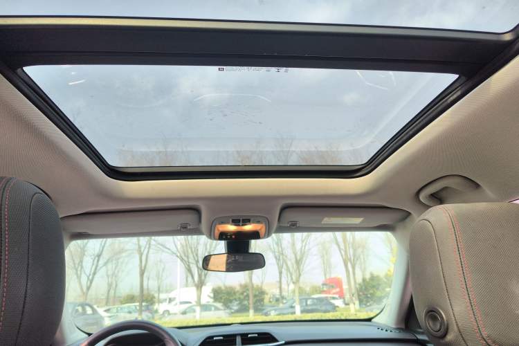Used Chevrolet Trailblazer 2019 435T Redline CVT Two-Wheel Drive Chirui Version China VI Standard Headliner