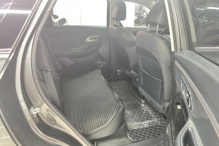 Used Chevrolet Trailblazer 2019 435T Redline CVT Two-Wheel Drive Chirui Version China VI Standard Interior 3