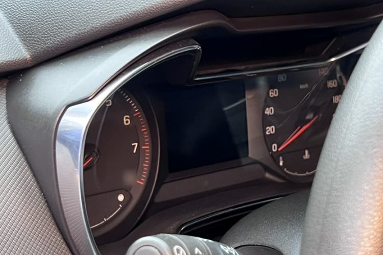 Used Chevrolet Trailblazer 2019 435T Redline CVT Two-Wheel Drive Chirui Version China VI Standard Interior 9