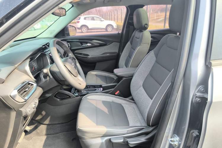 Used Chevrolet Trailblazer 2019 435T Redline CVT Two-Wheel Drive Chirui Version China VI Standard Left Front Seat