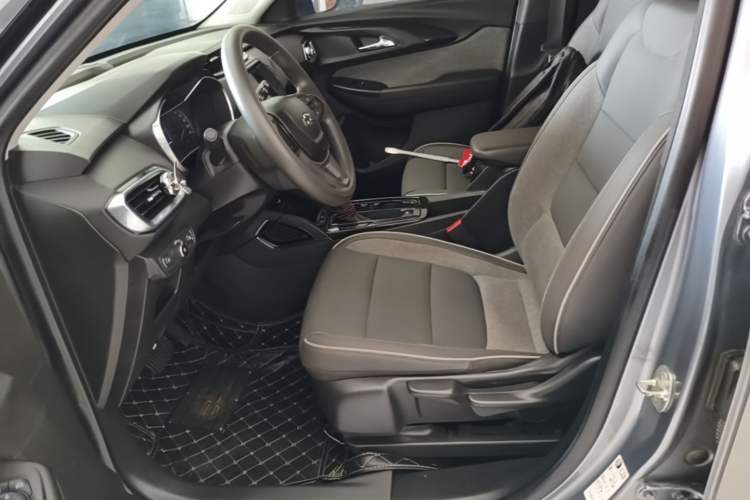 Used Chevrolet Trailblazer 2019 435T Redline CVT Two-Wheel Drive Chirui Version China VI Standard Left Front Seat