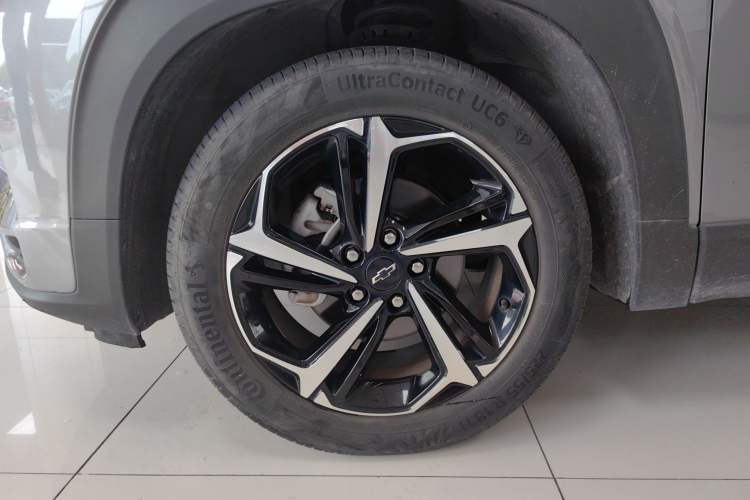 Used Chevrolet Trailblazer 2019 435T RS CVT Two-Wheel Drive Dynamic Edition China VI Standard Left Front Wheel Hub