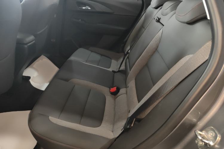 Used Chevrolet Trailblazer 2019 435T Redline CVT Two-Wheel Drive Chirui Version China VI Standard Left Rear Seat