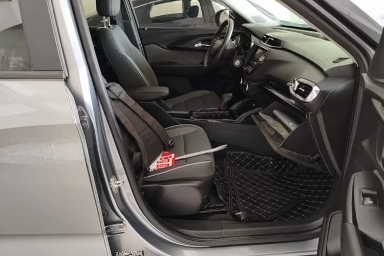 Used Chevrolet Trailblazer 2019 435T Redline CVT Two-Wheel Drive Chirui Version China VI Standard Right Front Seat