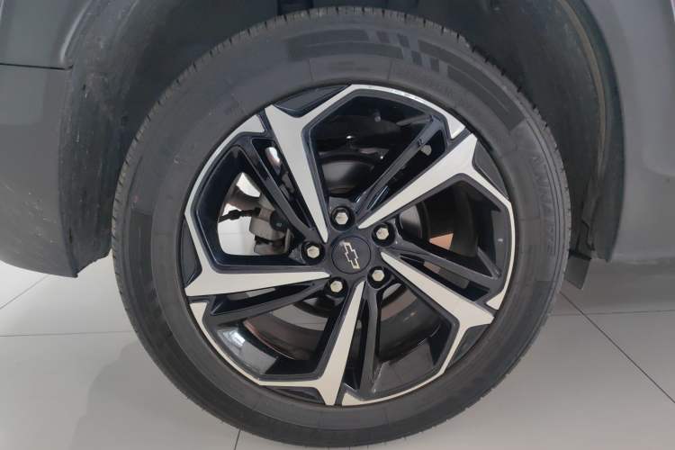 Used Chevrolet Trailblazer 2019 435T RS CVT Two-Wheel Drive Dynamic Edition China VI Standard Right Rear Wheel Hub
