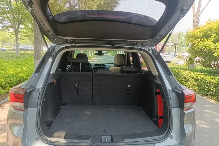 Used Chevrolet Trailblazer 2019 435T Redline CVT Two-Wheel Drive Chirui Version China VI Standard Trunk