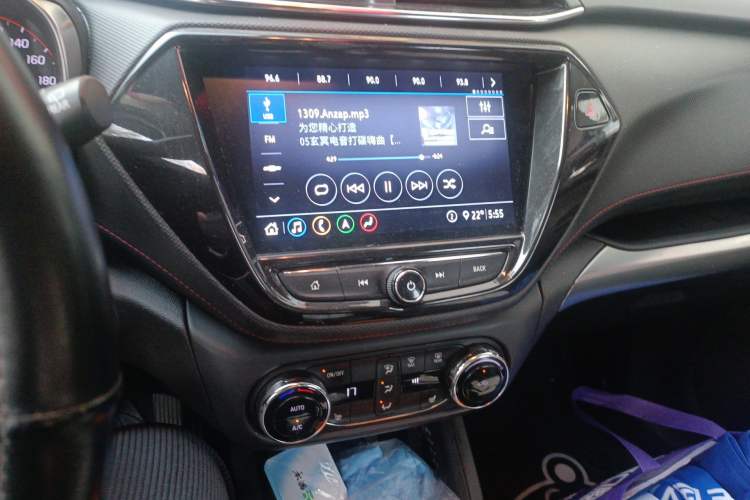 Used Chevrolet Trailblazer 2019 435T RS Automatic All-Wheel-Drive Huanrui Edition China VI Standard Audio And AC Panel