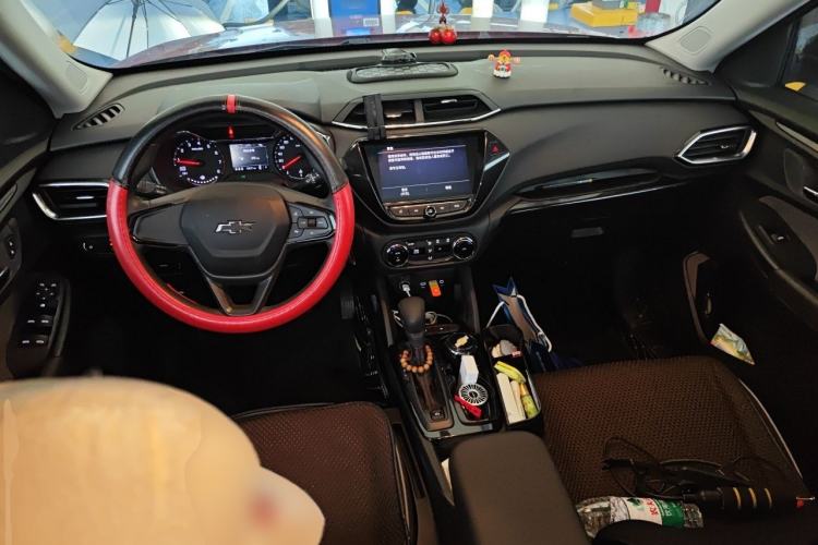 Used Chevrolet Trailblazer 2019 435T Redline CVT Two-Wheel Drive Chirui Version China VI Standard Center Console