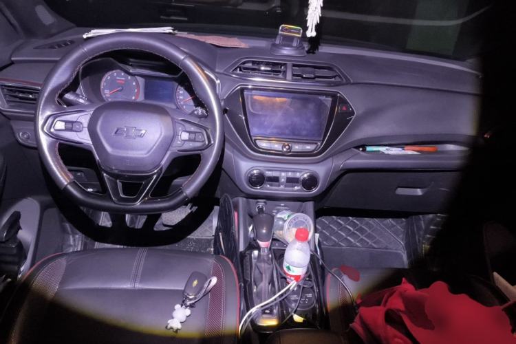 Used Chevrolet Trailblazer 2019 435T RS Automatic All-Wheel-Drive Huanrui Edition China VI Standard Center Console