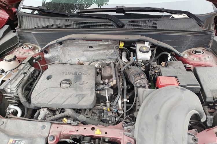 Used Chevrolet Trailblazer 2019 435T RS Automatic All-Wheel-Drive Huanrui Edition China VI Standard Engine Bay