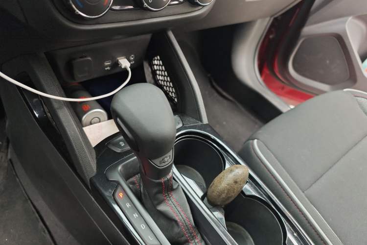 Used Chevrolet Trailblazer 2019 435T Redline CVT Two-Wheel-Drive Sharp Edition China VI Standard Gear Lever