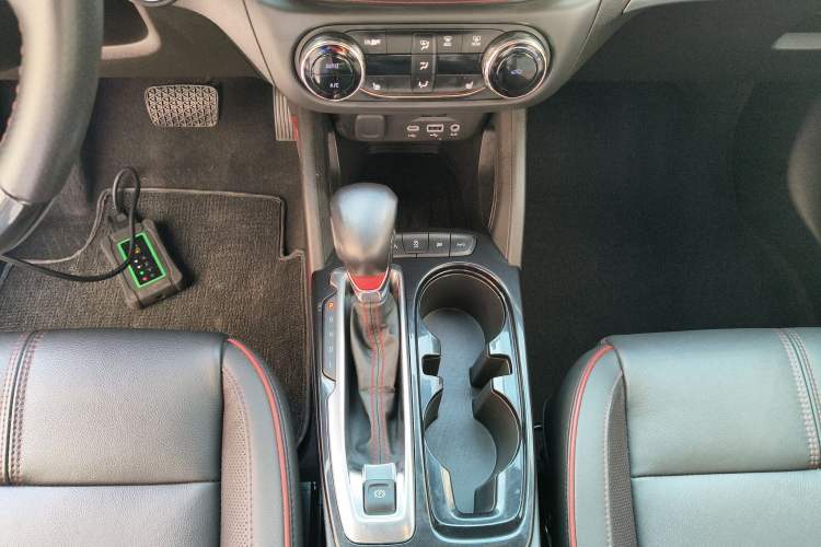 Used Chevrolet Trailblazer 2019 435T RS Automatic All-Wheel-Drive Huanrui Edition China VI Standard Gear Lever