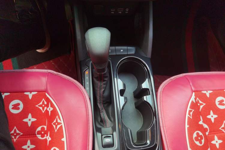 Used Chevrolet Trailblazer 2019 435T Redline CVT Two-Wheel Drive Chirui Version China VI Standard Gear Lever