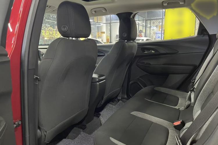 Used Chevrolet Trailblazer 2019 435T Redline CVT Two-Wheel-Drive Sharp Edition China VI Standard Interior 3