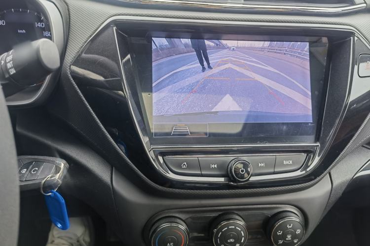 Used Chevrolet Trailblazer 2019 435T Redline CVT Two-Wheel-Drive Sharp Edition China VI Standard Interior 6